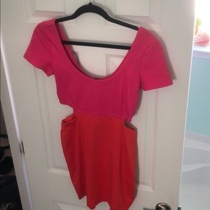 Color block dress with peekaboo sides